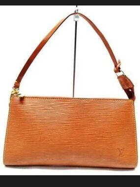 Louis Vuitton Epi Pochette Accessoires (Cognac)